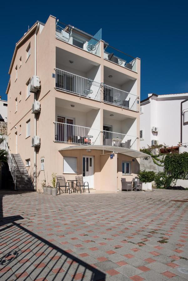 Apartments Amneris Trogir Extérieur photo