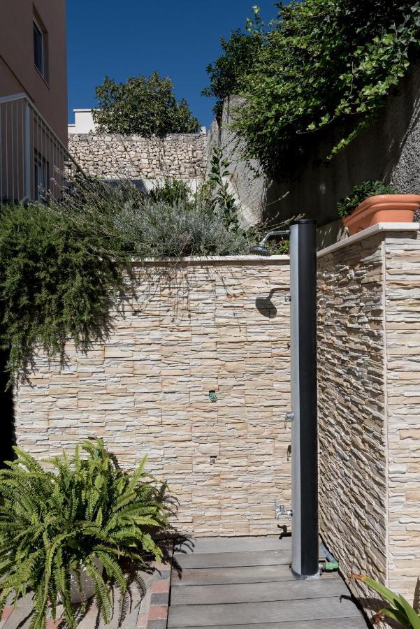 Apartments Amneris Trogir Extérieur photo
