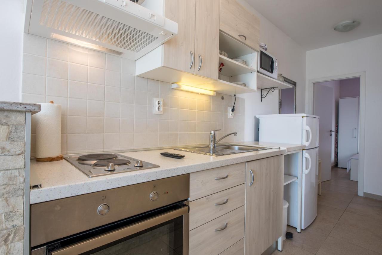 Apartments Amneris Trogir Extérieur photo