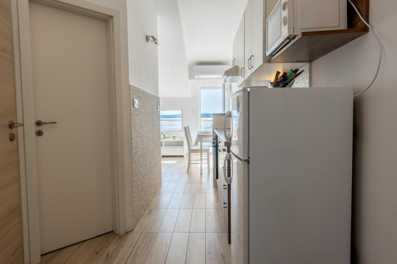 Apartments Amneris Trogir Extérieur photo