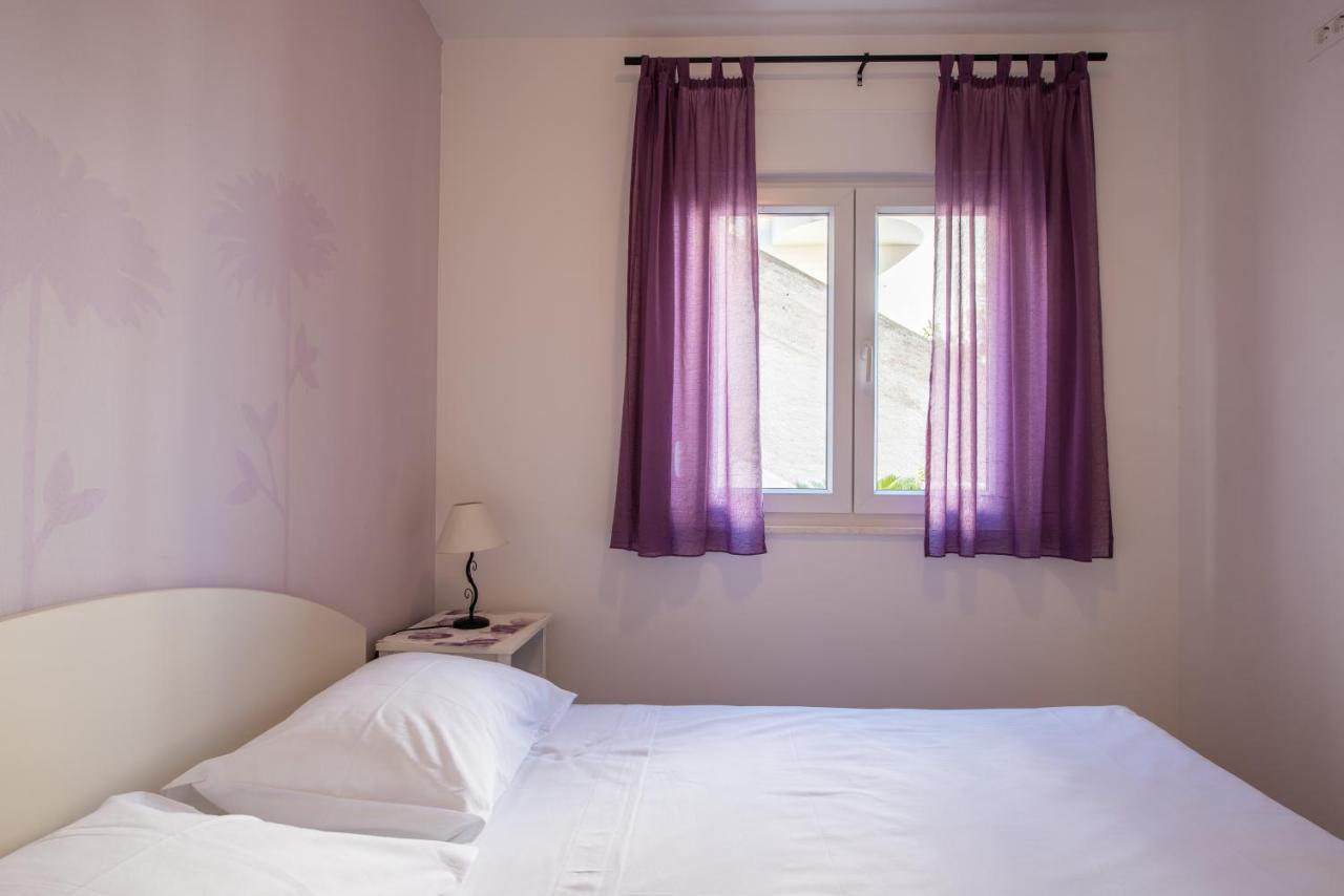 Apartments Amneris Trogir Extérieur photo